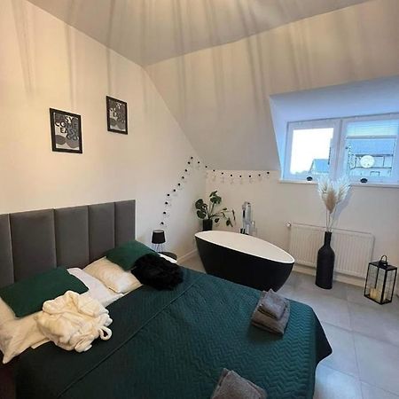 Uuli Apartment Dzwirzyno Luaran gambar
